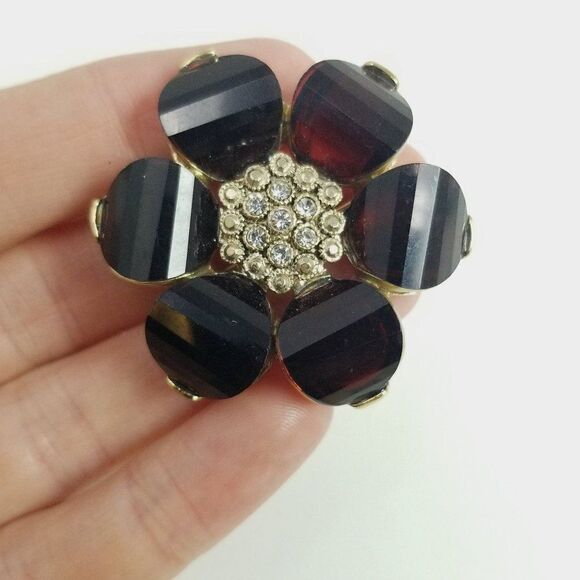Vintage Dark Red Rhinestone Flower Brooch, Retro Faceted Design Lapel PIn - Picture 2 of 6
